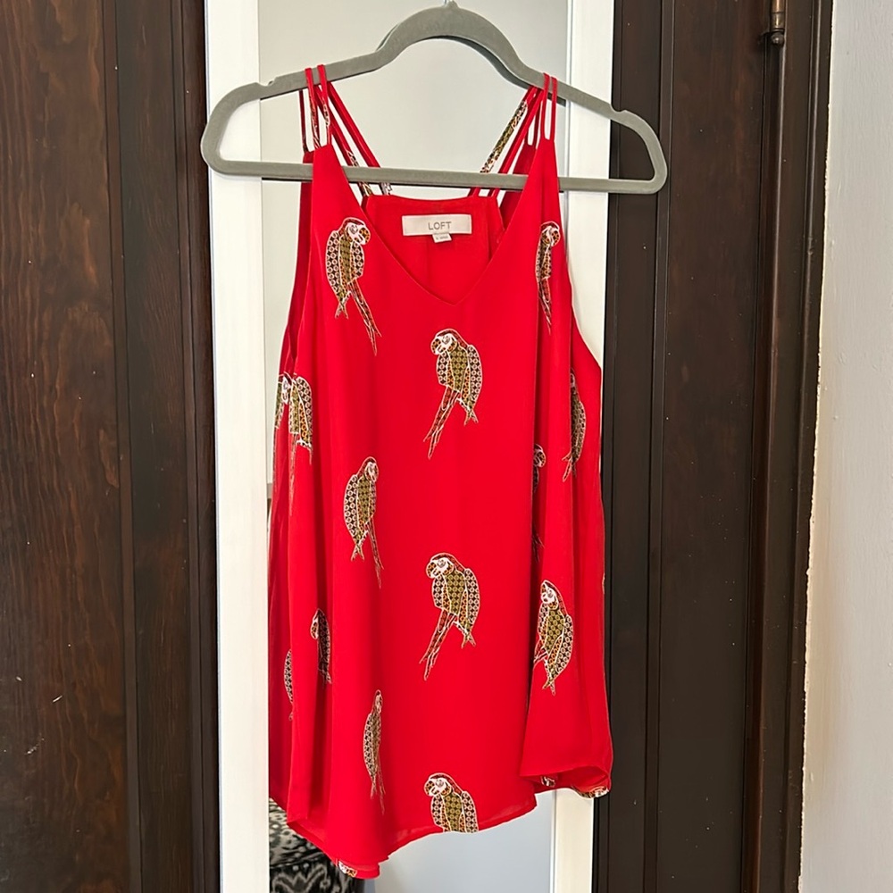 EUC Like New Loft Red Parrots Print Tank Top